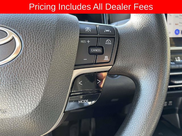 Used 2025 Toyota Camry LE FWD image 25