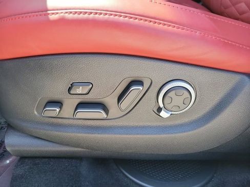 Used 2025 Genesis GV80 3.5T e-SC image 22