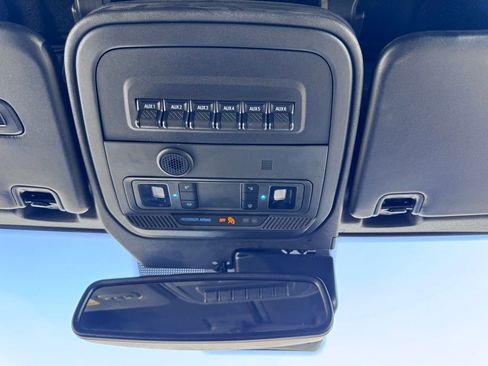 Used 2023 Ford Bronco Outer Banks w/ Sasquatch Package image 14