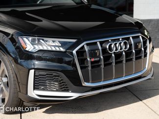 Used 2023 Audi SQ7 Premium Plus w/ Towing Package video 2