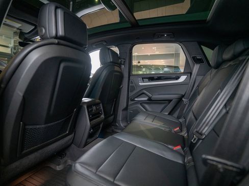 New 2025 Porsche Cayenne image 35