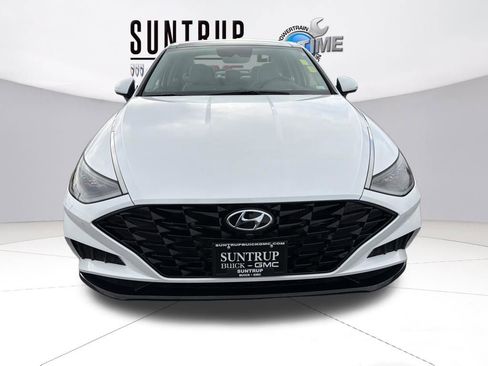 Used 2023 Hyundai Sonata Limited w/ Cargo Package image 9