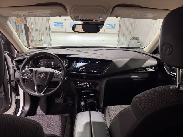 Used 2022 Buick Envision Preferred FWD image 18