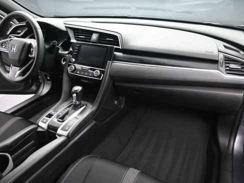 Used 2020 Honda Civic Sport image 14