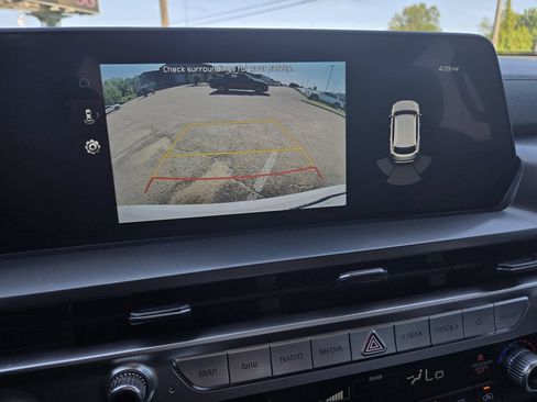 Used 2024 Kia Telluride S w/ S Sunroof Package FWD image 12