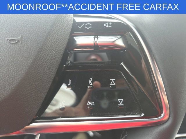Used 2024 Cadillac Lyriq Sport RWD image 35