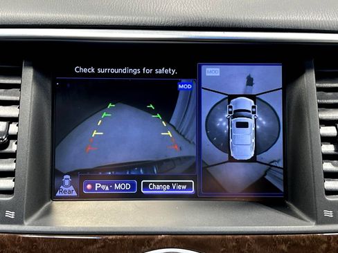 Used 2016 INFINITI QX80 Luxe w/ 22" Wheel Package image 12