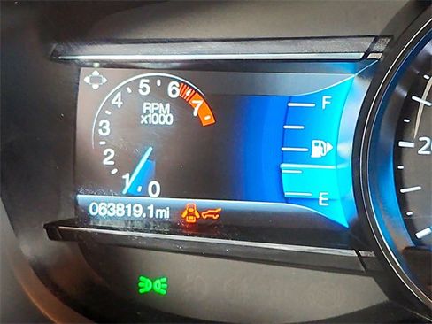 Used 2018 Ford Explorer XLT w/ Equipment Group 202A image 21