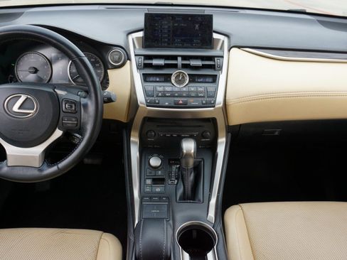 Used 2015 Lexus NX 200t FWD image 19