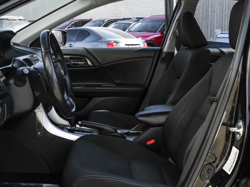 Used 2015 Honda Accord Sport image 3