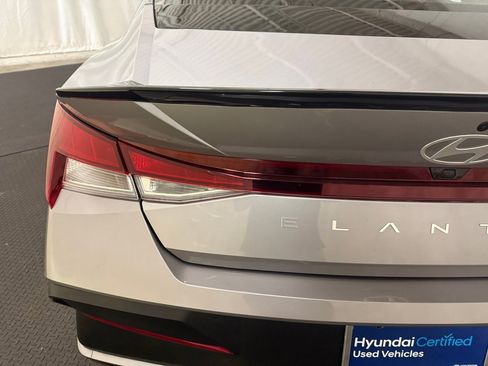 Certified 2025 Hyundai Elantra Sport w/ Cargo Package image 10
