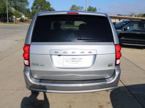 Used 2017 Dodge Grand Caravan GT image 5