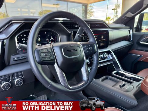 Used 2024 GMC Sierra 2500 Denali Ultimate image 18