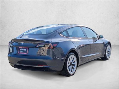 Used 2023 Tesla Model 3 Standard Range image 5