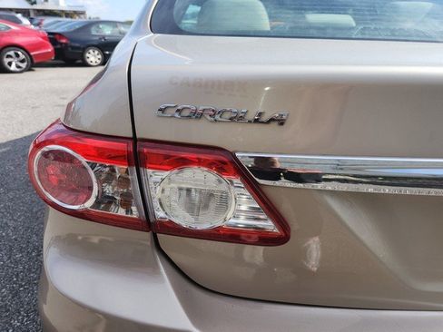 Used 2013 Toyota Corolla L image 20