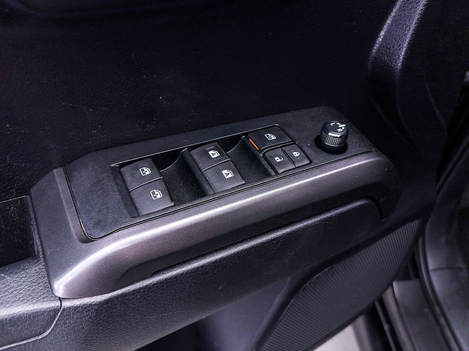 Used 2020 Toyota Tacoma TRD Off-Road w/ Technology Package AWD/4WD image 22