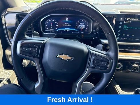 Used 2024 Chevrolet Silverado 1500 LT RWD image 5