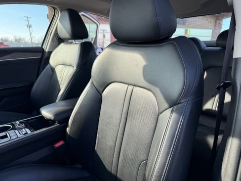 Used 2023 Kia K5 EX image 16