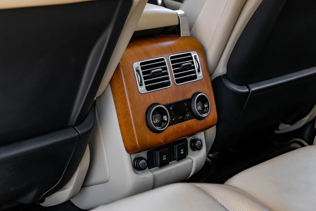 Used 2019 Land Rover Range Rover HSE AWD/4WD image 46