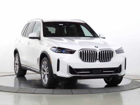 Used 2026 BMW X5 xDrive40i w/ Premium Package image 1