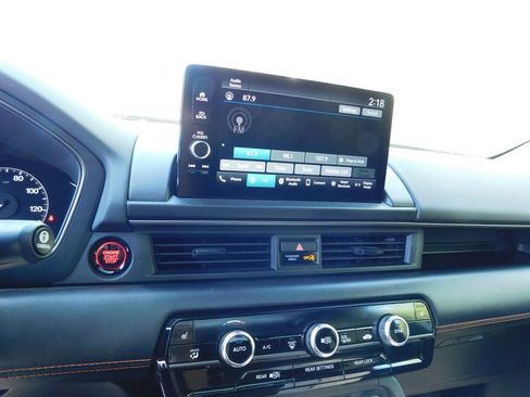 Certified 2024 Honda Pilot TrailSport image 10