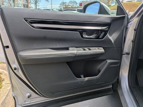 Used 2025 Honda CR-V EX-L image 9
