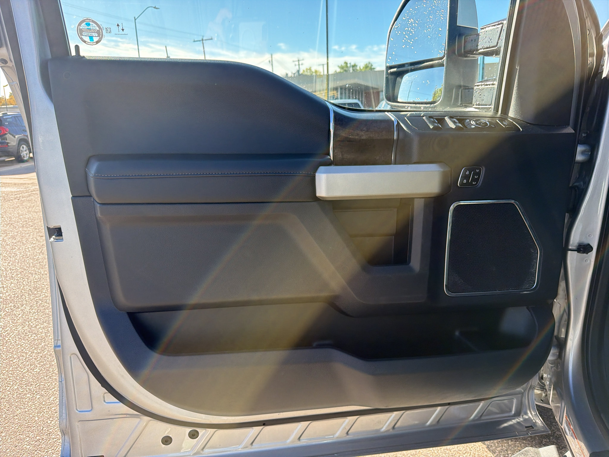 Used 2022 Ford F450 Lariat w/ FX4 Off-Road Package AWD/4WD image 15