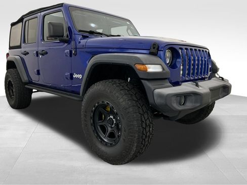 Used 2018 Jeep Wrangler Unlimited Sport S AWD/4WD image 8