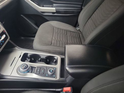 Used 2021 Ford Explorer XLT w/ Class III Trailer Tow Package image 28