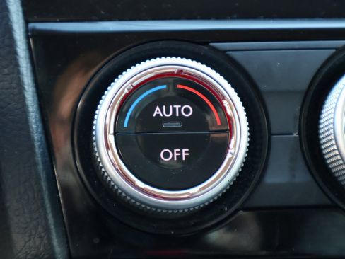 Used 2018 Subaru Forester 2.5i Limited image 23