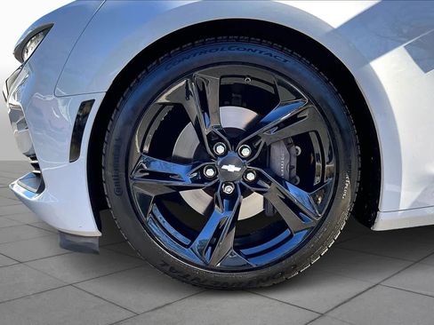Used 2019 Chevrolet Camaro SS image 8