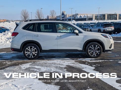 Used 2023 Subaru Forester Limited image 8