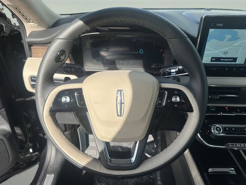 New 2025 Lincoln Corsair Grand Touring w/ Equipment Group 301A image 10