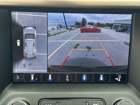 Used 2020 GMC Acadia Denali w/ Technology Package AWD/4WD image 15