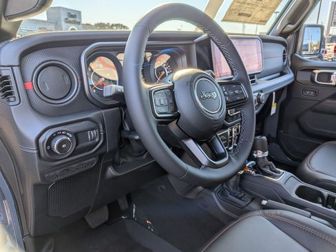 New 2026 Jeep Wrangler Unlimited Rubicon image 15