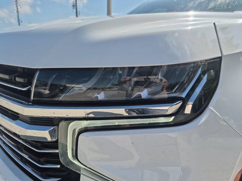 Used 2021 Chevrolet Tahoe LT w/ LT Signature Package RWD image 32