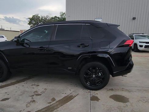 Used 2024 Toyota RAV4 SE w/ Convenience Package AWD/4WD image 21