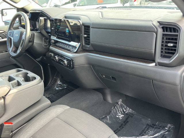 Used 2026 Chevrolet Silverado 1500 RST AWD/4WD image 22