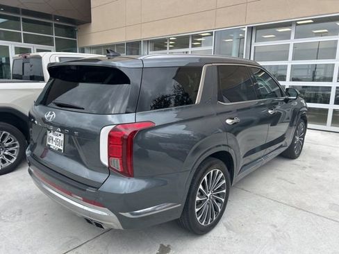 Used 2025 Hyundai Palisade Calligraphy image 7