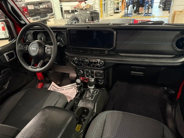 Used 2024 Jeep Wrangler Unlimited Rubicon 4xe w/ Technology Group AWD/4WD image 19