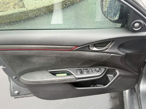 Used 2019 Honda Civic Type R image 19