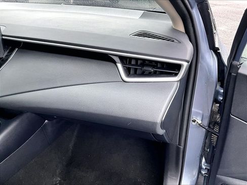 Used 2024 Toyota Corolla LE FWD image 13