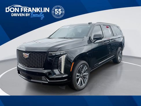 Used 2025 Cadillac Escalade ESV Sport AWD/4WD image 1