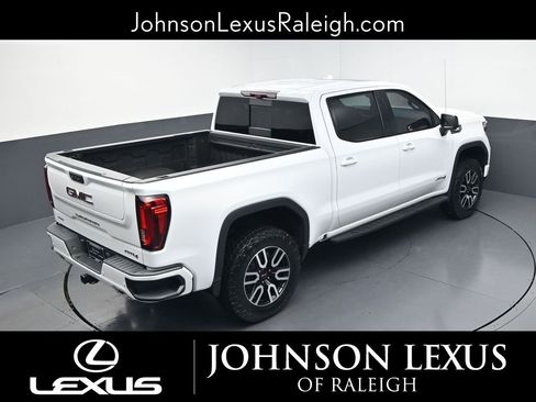 Used 2023 GMC Sierra 1500 AT4 w/ AT4 Premium Package AWD/4WD image 29