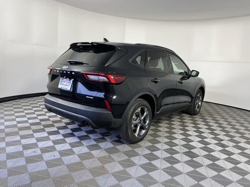 Used 2025 Ford Escape ST-Line image 5