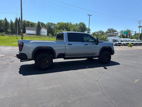 Used 2025 GMC Sierra 2500 AT4X w/ AT4X AEV Edition AWD/4WD image 19