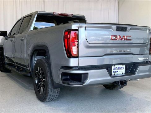 Used 2025 GMC Sierra 1500 Elevation image 5