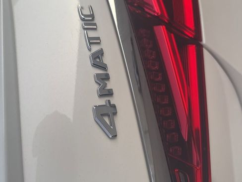 Used 2022 Mercedes-Benz S 580 4MATIC Sedan image 12