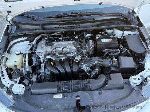 Used 2021 Toyota Corolla LE w/ LE Convenience Package image 21