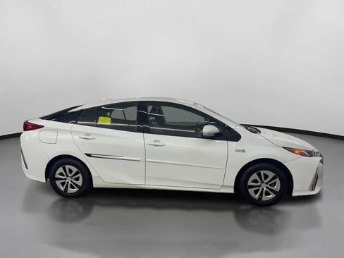 Used 2017 Toyota Prius Prime Premium w/ Protection Package image 11